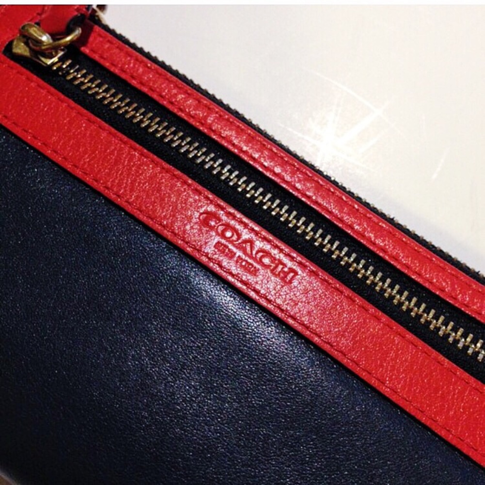 Coach leather wallet clutch with wrist strap